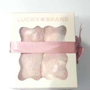 LUCKY BRAND SOFTEES 4 PAIRS PINK GRAY WHITE PLUSHY SLEEPER SOCKS NWT